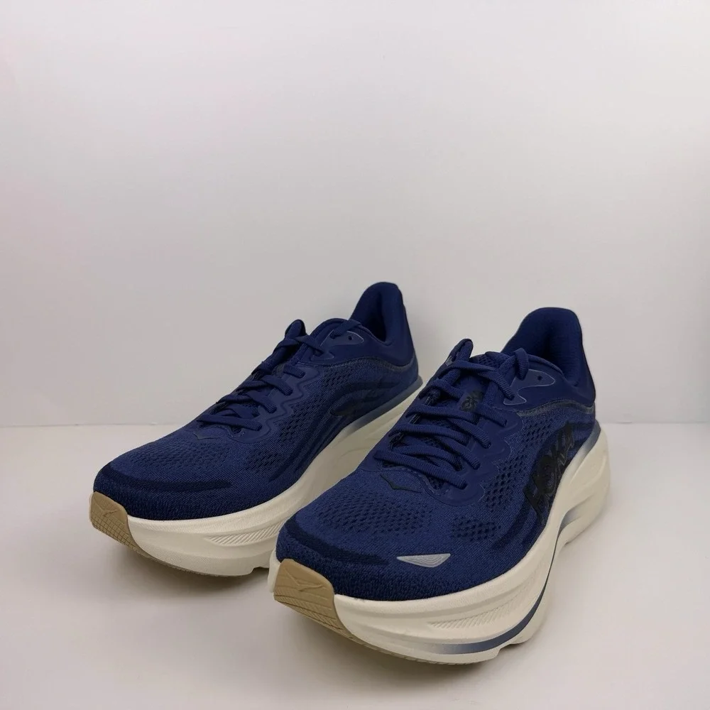 Hoka One One items sample
